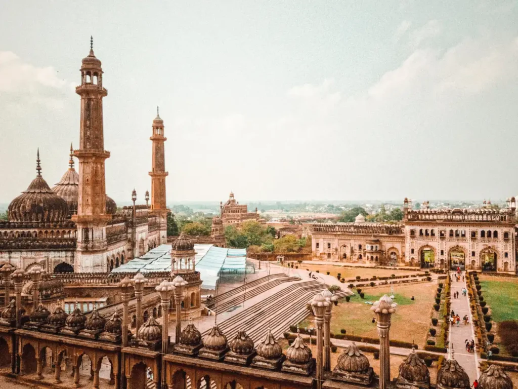 Top 10 Best Places to Visit in Lucknow
